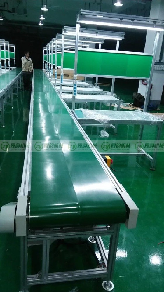 带工作台皮带机20